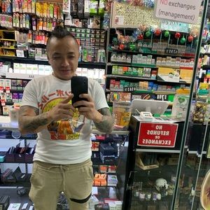 Meet your Posher, Khang